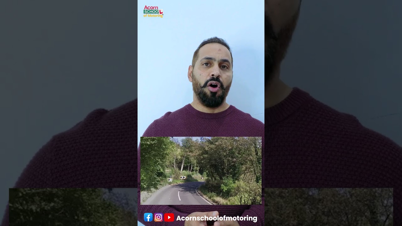 CHEVRON SIGN – SHARP TURN WARNING