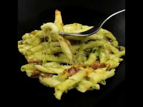 Casarecce al forno con crema di zucchine, pancetta e provola [ricetta  facile by al.ta.cucina] - YouTube