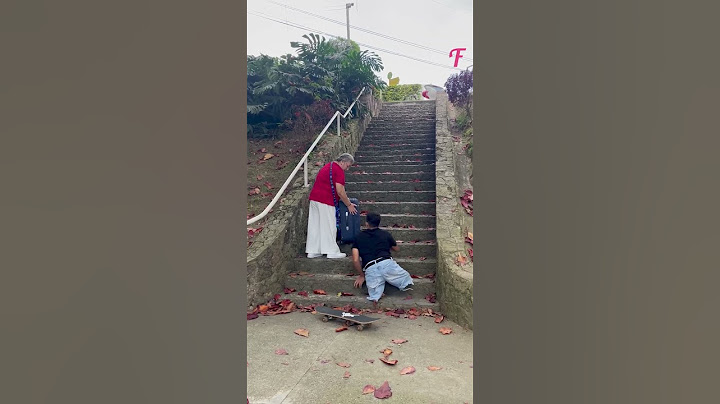 Strangers' Unexpected Act of Kindness Leaves Lady Speechless #shorts