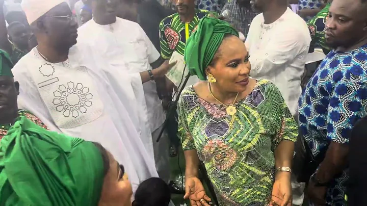 FATHIA BALOGUN ON THE DANCE FLOOR AT FATHERS BURIAL