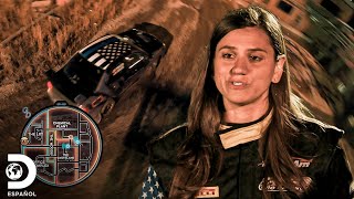 Michele No Supera El Desafío Nocturno En Una Competencia De Carrera Conductor En Fuga