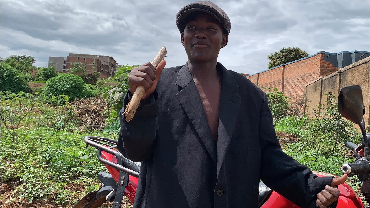 Smile 😃 happy birthday 🎉🎁🎈🎂🎊 keep smiling always keep smiling always keep shining always