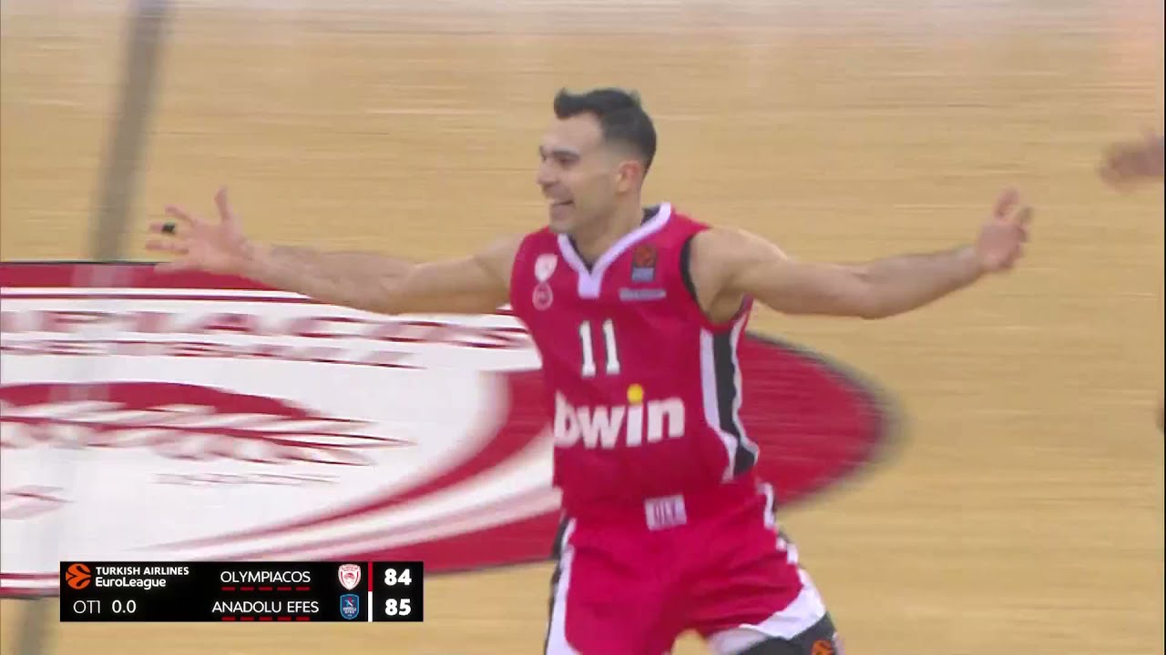 Kostas Sloukas buzzer beater vs Anadolu Efes