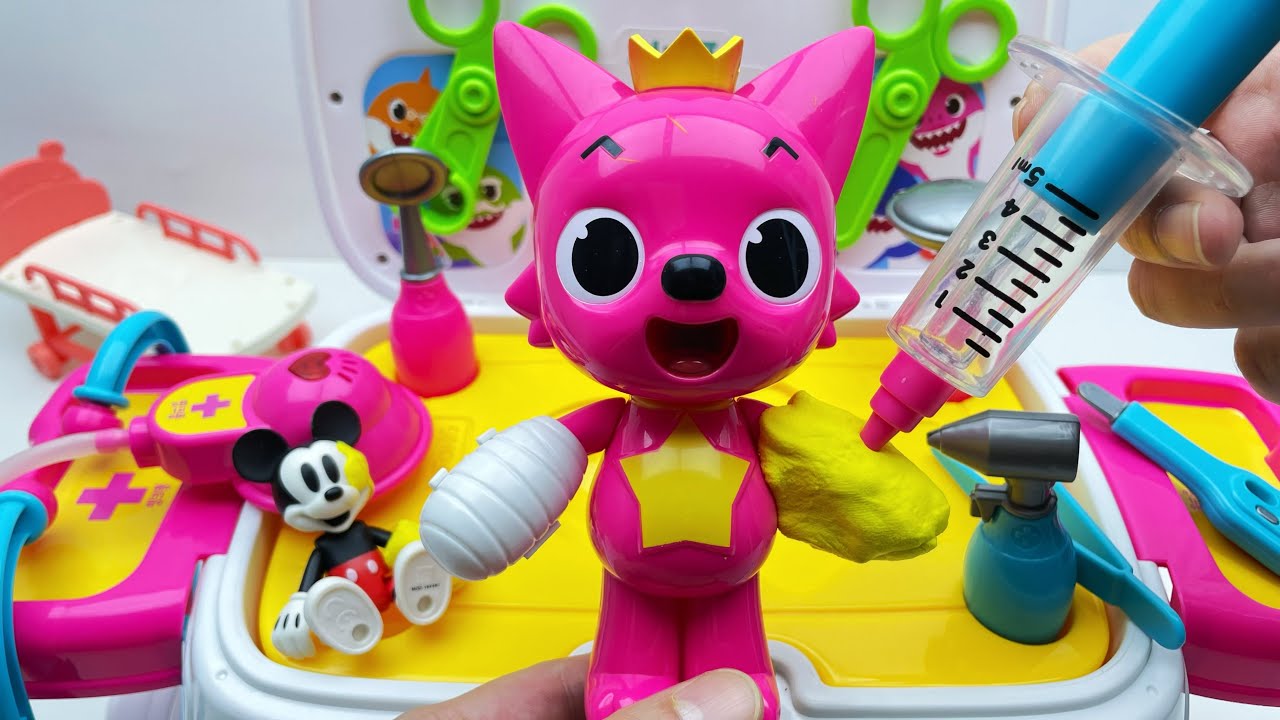 Pinkfong Play On The Slide Barbei Doll 💉Pinkfong visits Doctor🚑 Ambulance Playset ASMR | Review Toys
