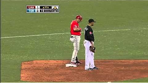 2010/04/18 Napoli scores on an error