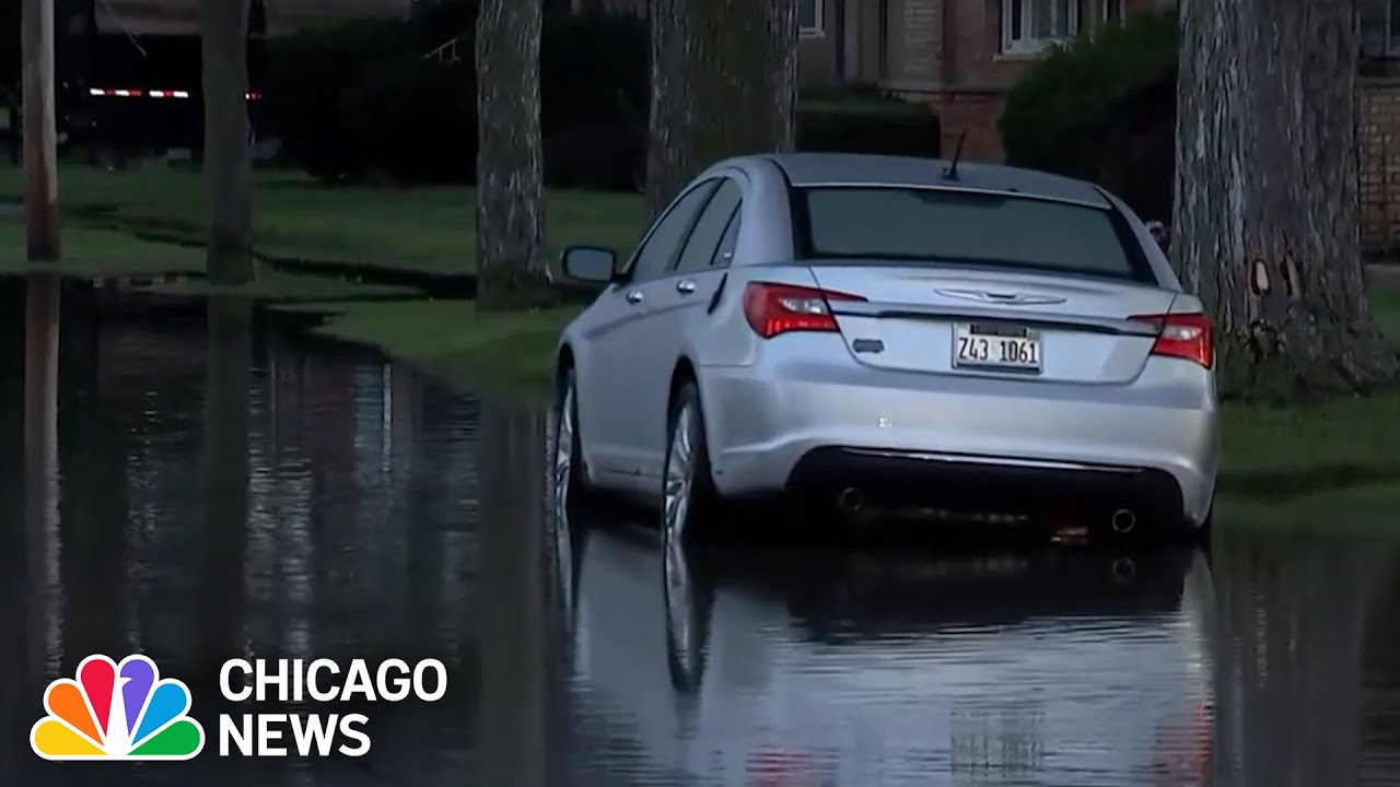 Flooding in Chicago suburbs following heavy rains - YouTube
