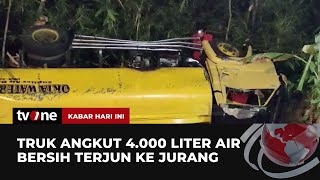 Truk Bermuatan Air Bersih di Kulonprogo Terperosok ke Jurang | Kabar Hari Ini tvOne screenshot 4