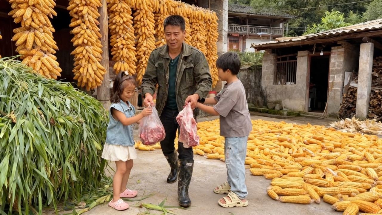 单亲爸爸干农活，回家还不忘给女儿买肉，太暖心！#三农