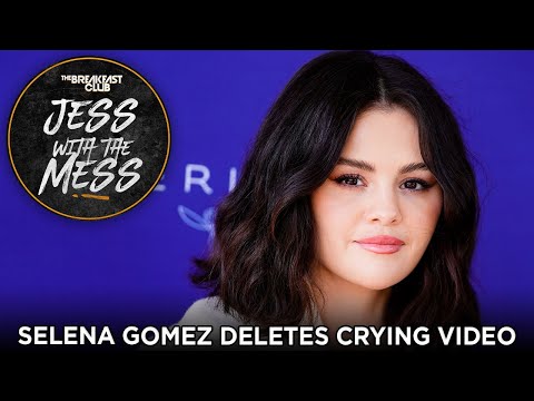 Selena Gomez Deletes