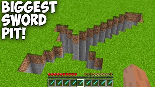Which GIANT SWORD PIT is BETTER in Minecraft? DIRT vs DIAMOND! What is inside THE DEEPEST PIT! #511