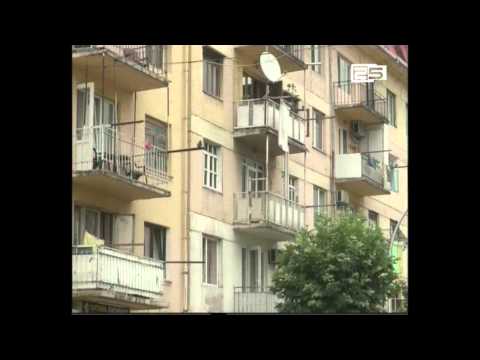 9-სართულიან კორპუსს, სადაც აივანი ჩამოინგრა, ბზარები ისევ აქვს