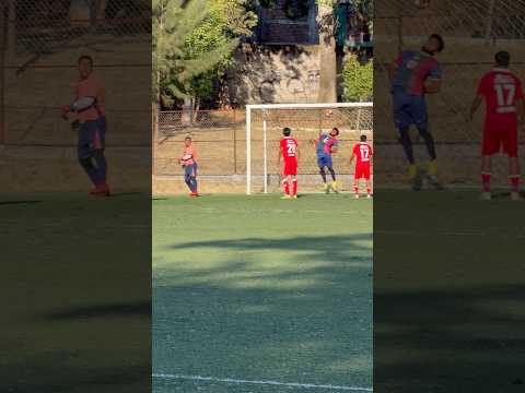 Por poco un golazo ⚽️ #futbol #titanesfc #parati #poste #zitacuaro