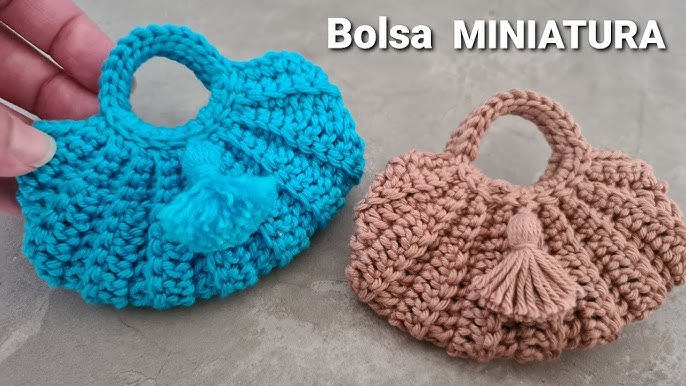 Borsetta Bomboniera Uncinetto 👜 Mini Bolsita Crochet Souvenir 🌼 Mini Bag  Keychain Amigurumi Tutorial - YouTube