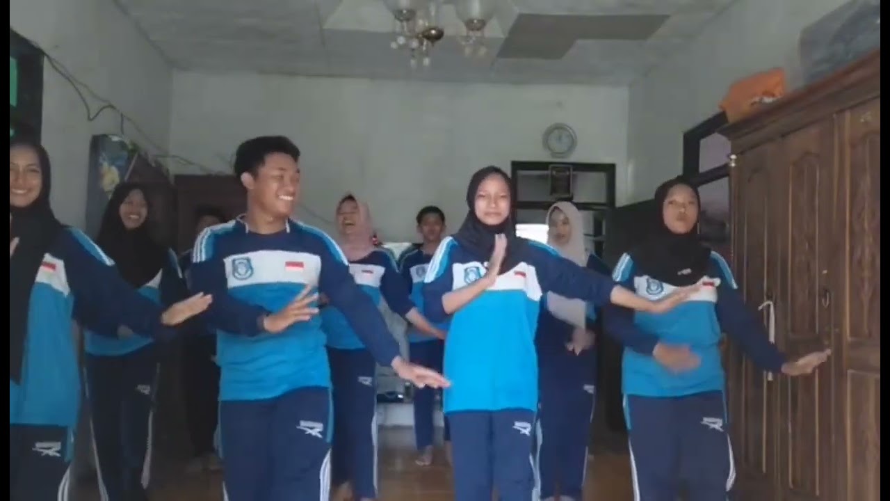 TARI MANUK DADALI (TUGAS PRAMUKA) PENOPANG, XE1, POINT 10