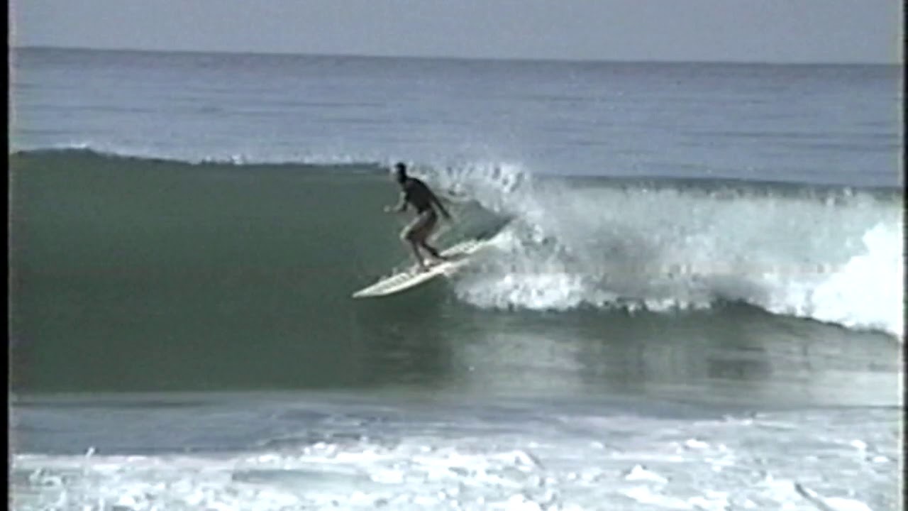 Surfing La Ticla y Pascuales in mainland Mexico, con amigos. Ep5.