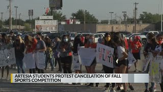 Artesia students protest cancellation of fall sports competitions