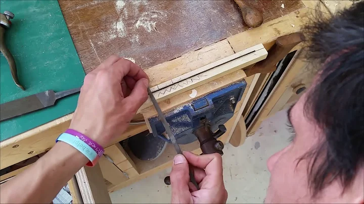 How to sharpen a Tenon Saw or Dovetail Saw. Easily for those that never have.