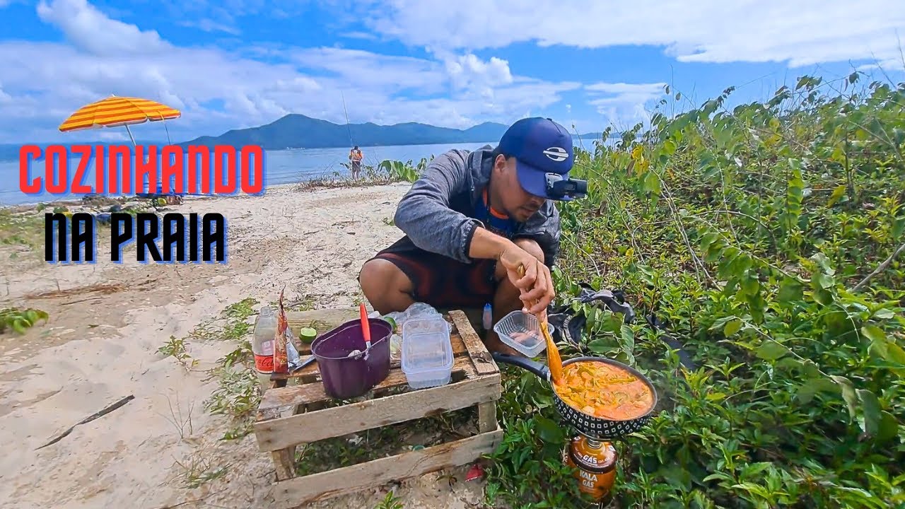 COZINHANDO PEIXE na praia- MOQUECA de corvina e cocoroca- SURFCASTING
