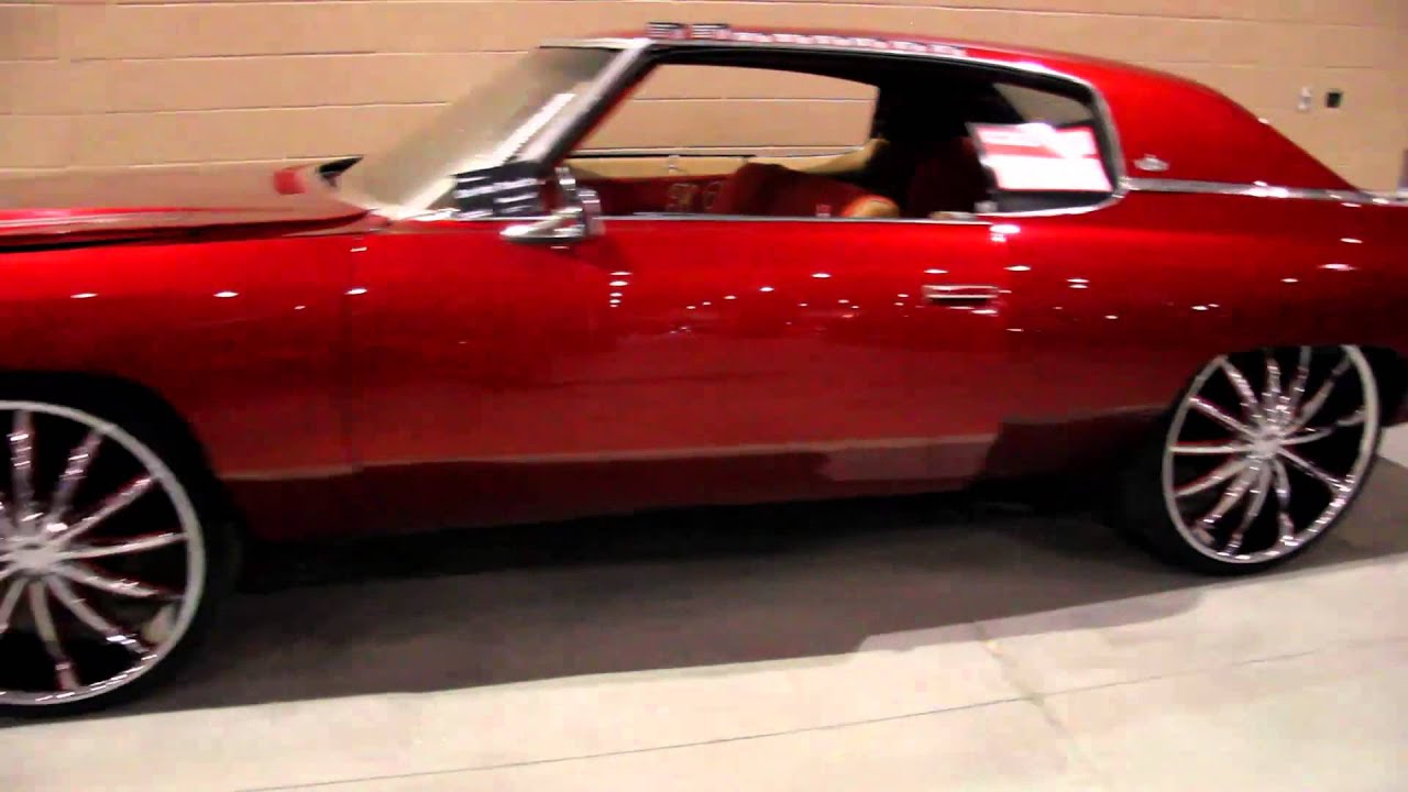 Can you ever have enough rim? 30 inch rims - YouTube