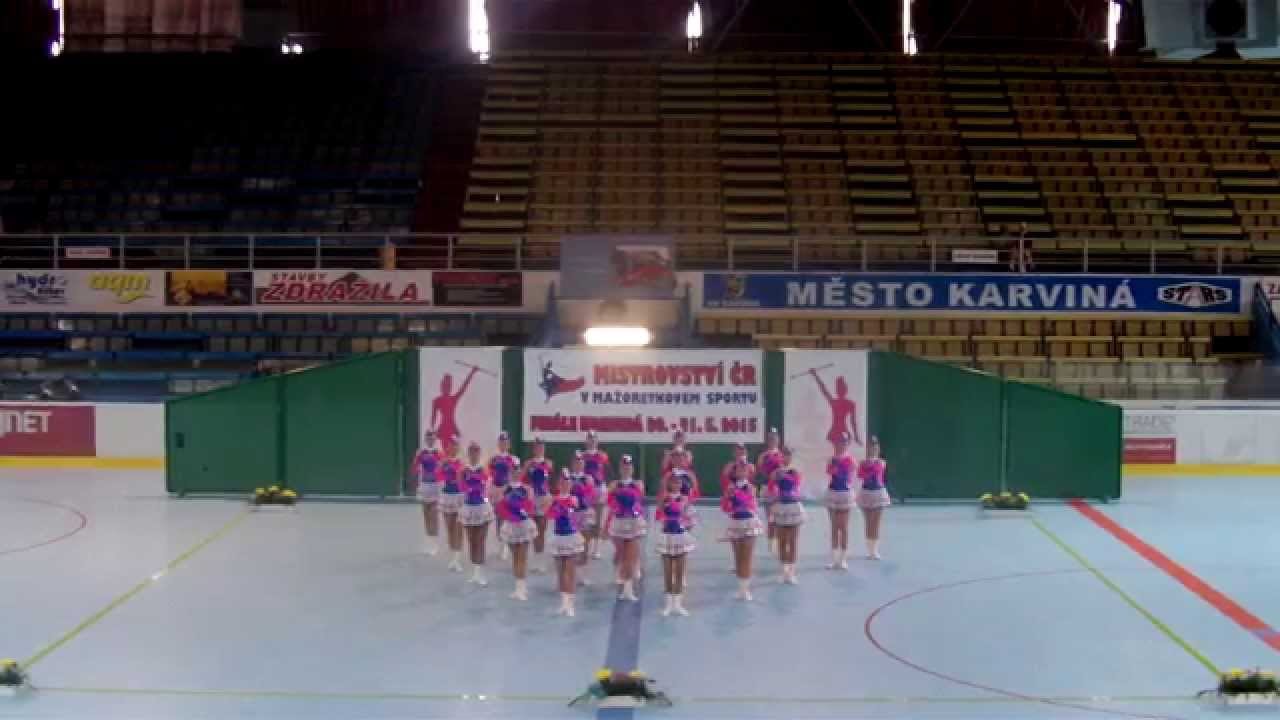 Pódiová sestava seniorky baton - Noc v Roxbury, MČR Karviná 2015, Juventus Karviná