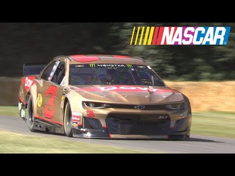 chevrolet-camaro-zl1-nascar-cup-race-car-+-crash!---amazing-v8-sound-at-festival-of-speed!