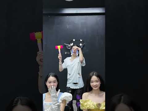 SHOCKING ending when playing Left-Right challenge #bybacademy #thanhhuyennguyen #daotaonguoimau #5g