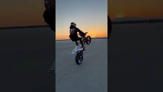 Standing Motor motostanding moto supermoto motocross frestylemotor anakmotor storymotor