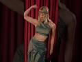 "Get the armpits out!" 💪🧝🏻♀️