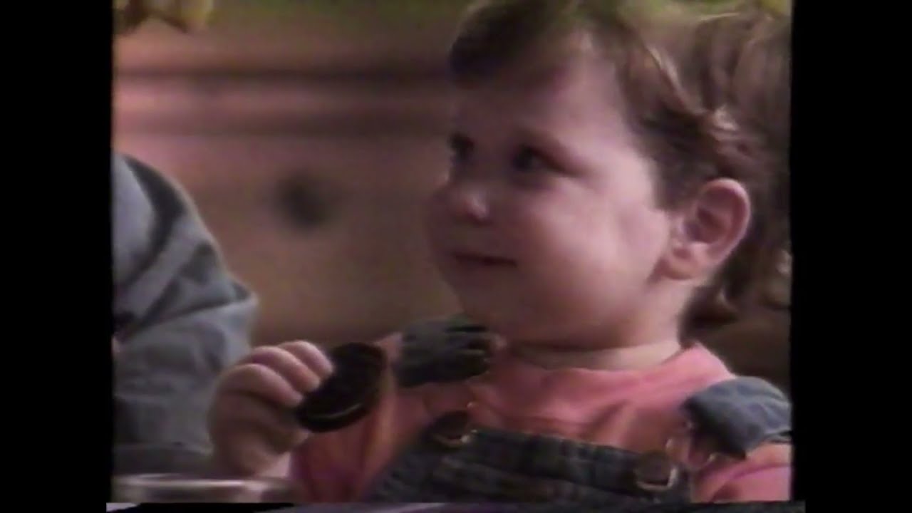 Oreos Commercial (1990) - YouTube