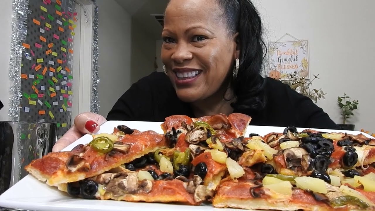 Table Talk Thursday Round Table Pizza Mukbang YouTube