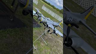 This RC B17 is INCREDIBLE‼️ This RC B17 is INCREDIBLE‼️