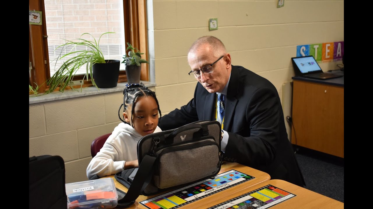 Indiana Superintendent of the Year 2023 - Wayne Barker