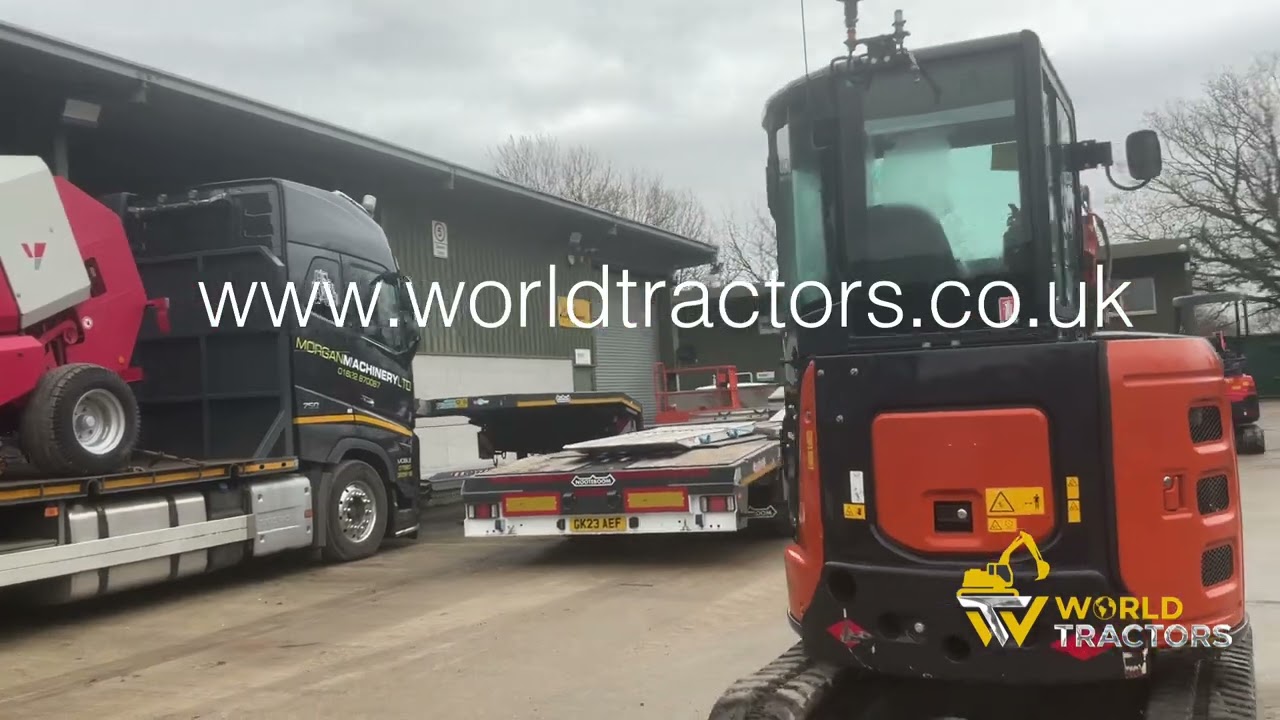 HITACHI ZX33U - YouTube