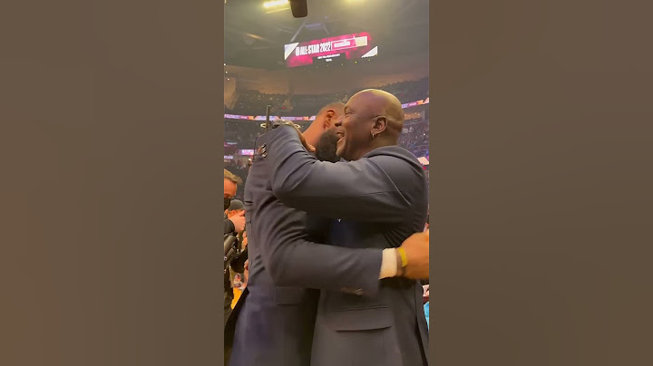 LeBron & MJ Share a Moment ❤