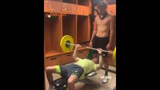 When Rublev challenged Zverev on the Bench Press #strengthtraining #tennistraining