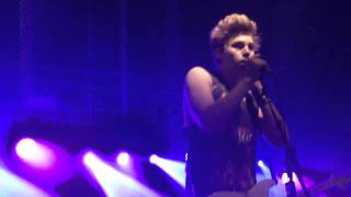 5 Seconds Of Summer - Amnesia [28/2/14 - Oxford] FRONT ROW