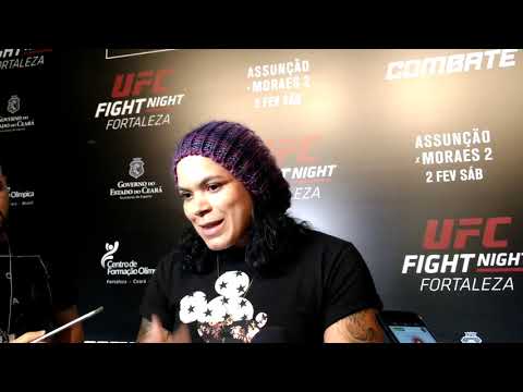 Amanda Nunes cogita descer de categoria para pegar mais um cinturão do UFC