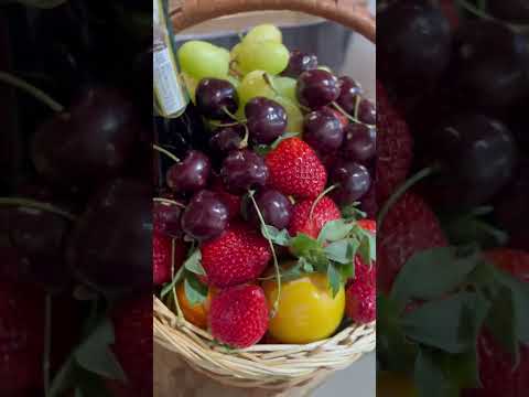 Видео: #голубику #ананас #клубника #малина #папайя #черешня #frutis #лимон #фрукты #2024