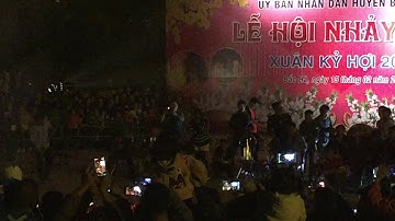 Lễ hội nhảy lửa. Bắc Hà Lào Cai