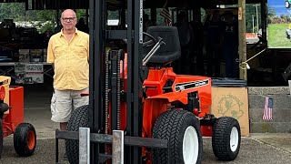 1974 Allis-Chalmers Model 720 with Forklift