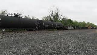 4/27/24 [4K] NS W9G has the Black Mane 4004 at Mount Union PA #video #viral #shortvideo #youtube