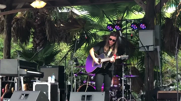 Meredith Hicks, Fairhope, AL. 9/5/2022