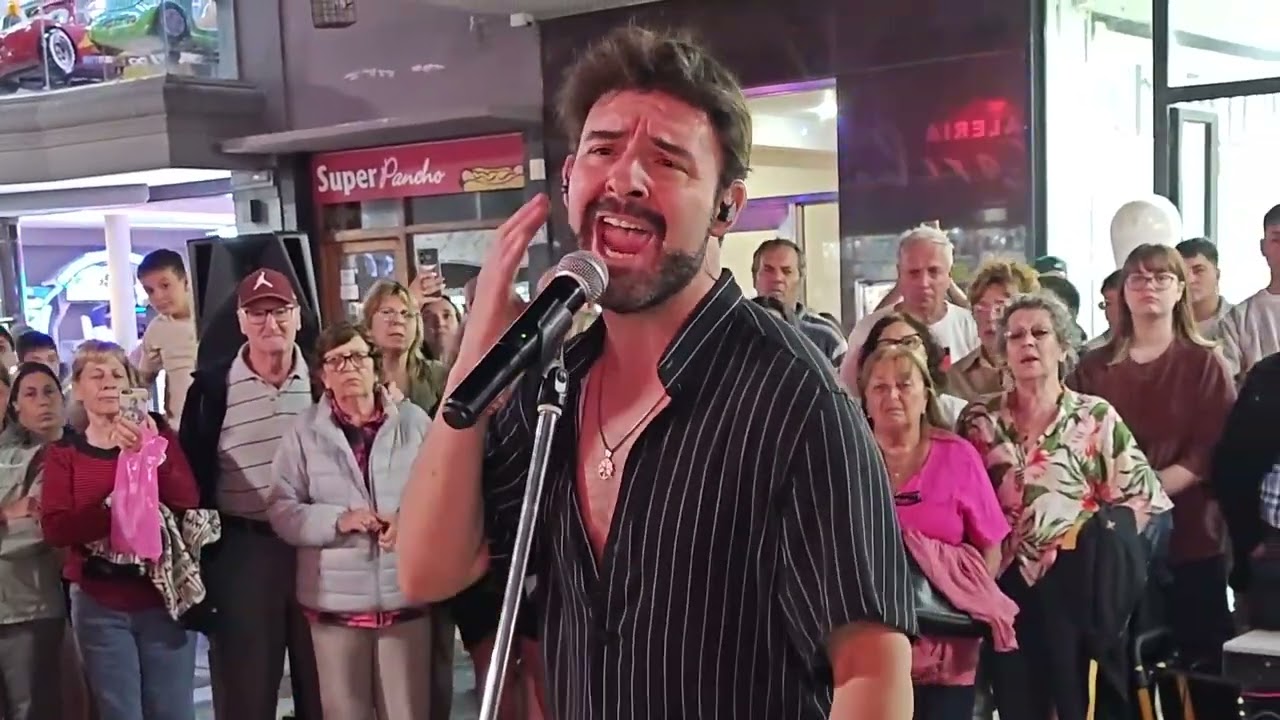 Mi historia entre tus dedos - Juan Etchegoyen (2026 Peatonal 83)