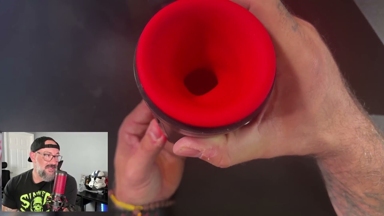 Tracy's Dog Automatic Male Masturbator Cup Overview 