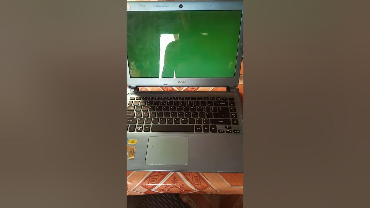 laptop-screen-flashing-colors-does-anyone-knows-how-to-fix-this-youtube