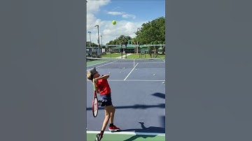 Unorthodox serve warmup with Macci and Vlada #rickmacci #vladahranchar #biomechanics #trainlikeapro