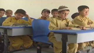 Pakistan Tries Counterinsurgency