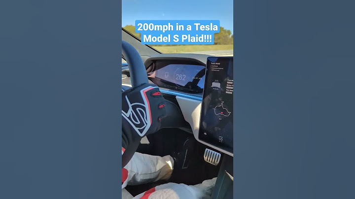 200mph (320kph) in a Tesla Model S Plaid!