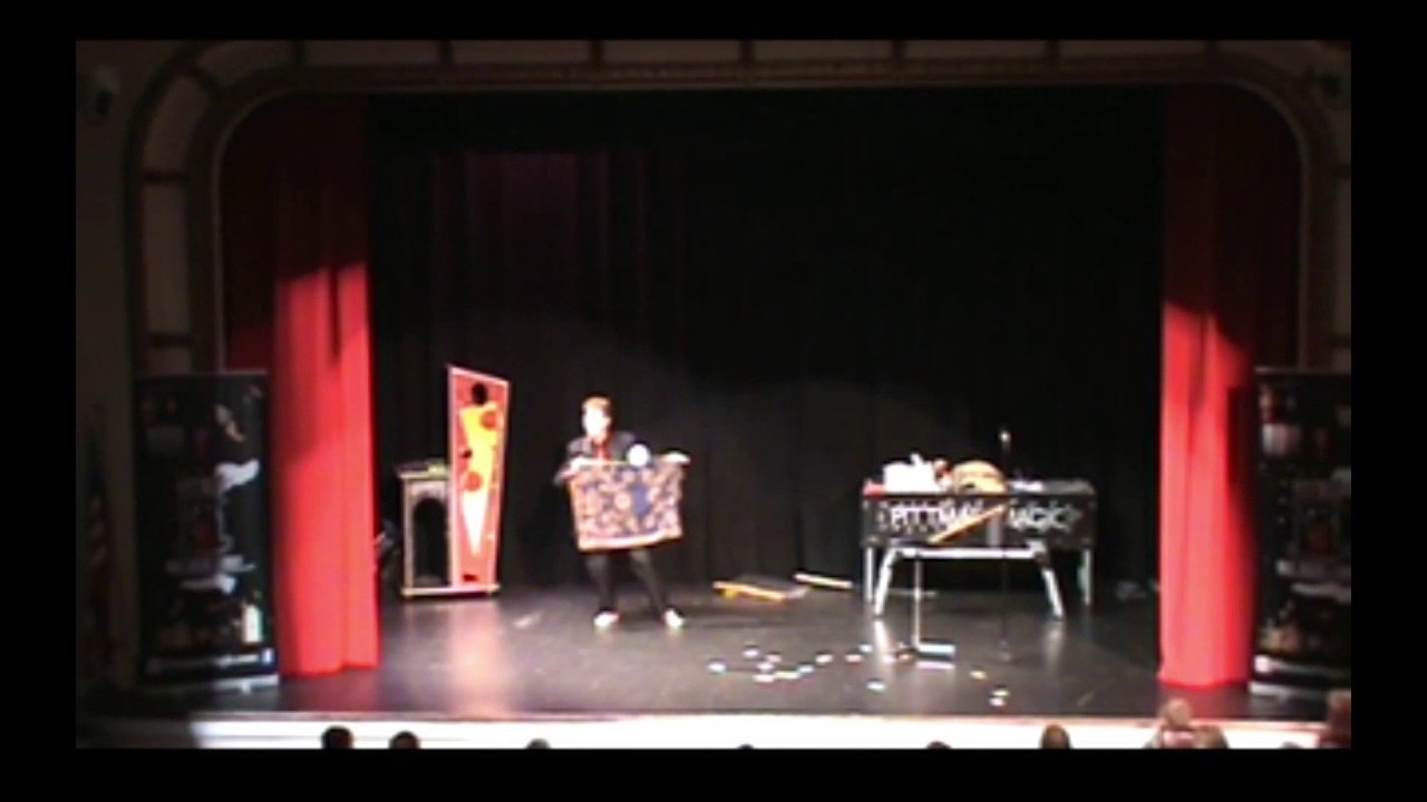 Destin Magic Dinner Theater - Destin, FL