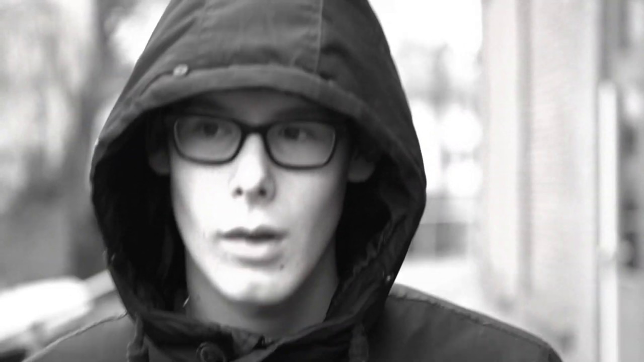 DE AMBASSADE - GEEN GENADE